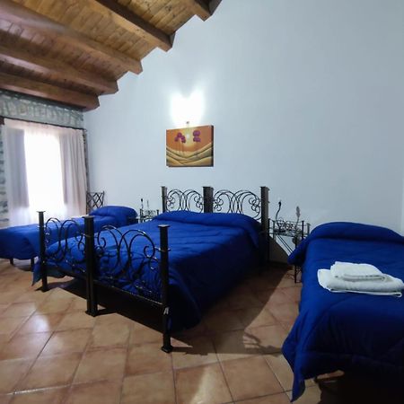 Affittacamere La Cartiera Palazzo Adriano Extérieur photo